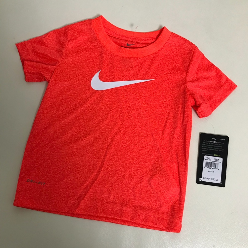 Nike dry-fit Cute short sleeve tee 6219